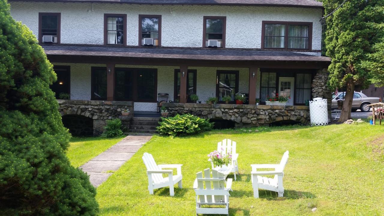 Rock Castle Resort レイク・ジョージ エクステリア 写真