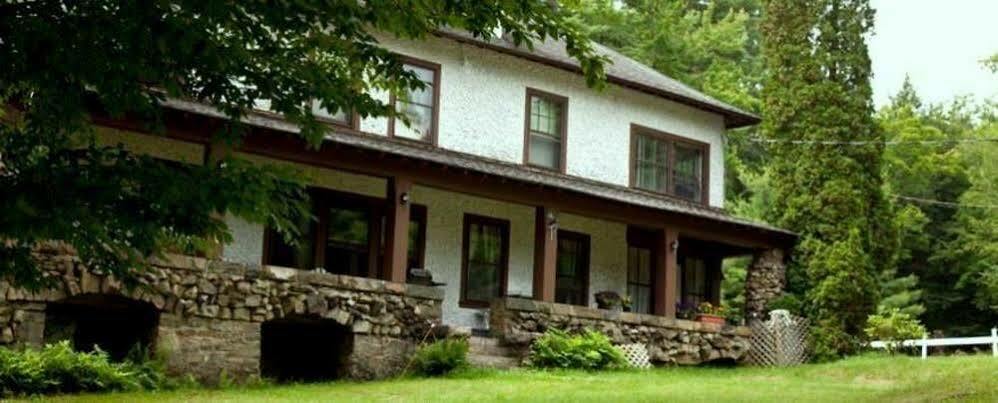 Rock Castle Resort レイク・ジョージ エクステリア 写真