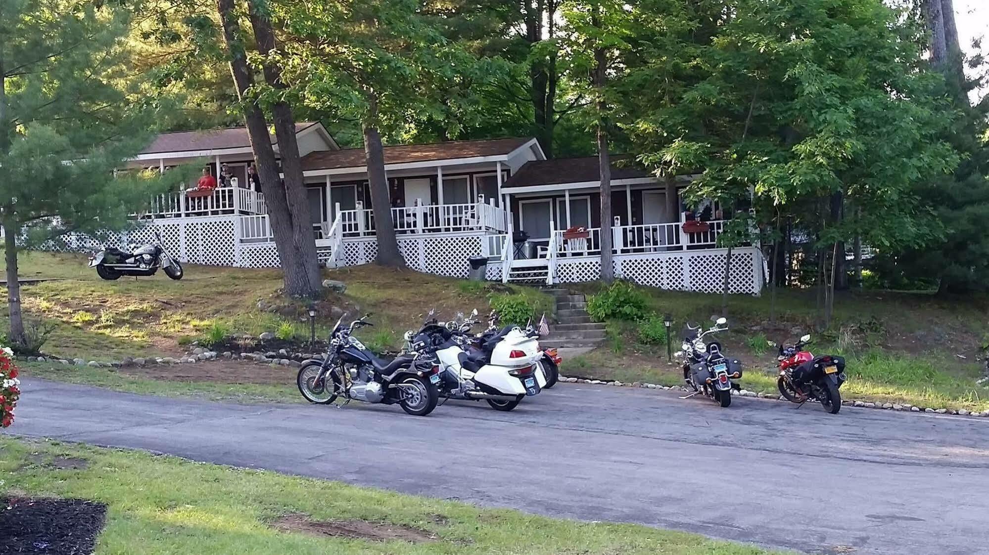 Rock Castle Resort レイク・ジョージ エクステリア 写真